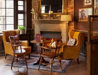 Fireplace at the Lass O'Richmond Hill pub