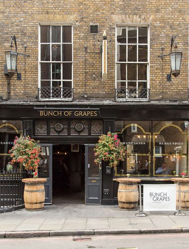 Bunch of Grapes, London Bridge