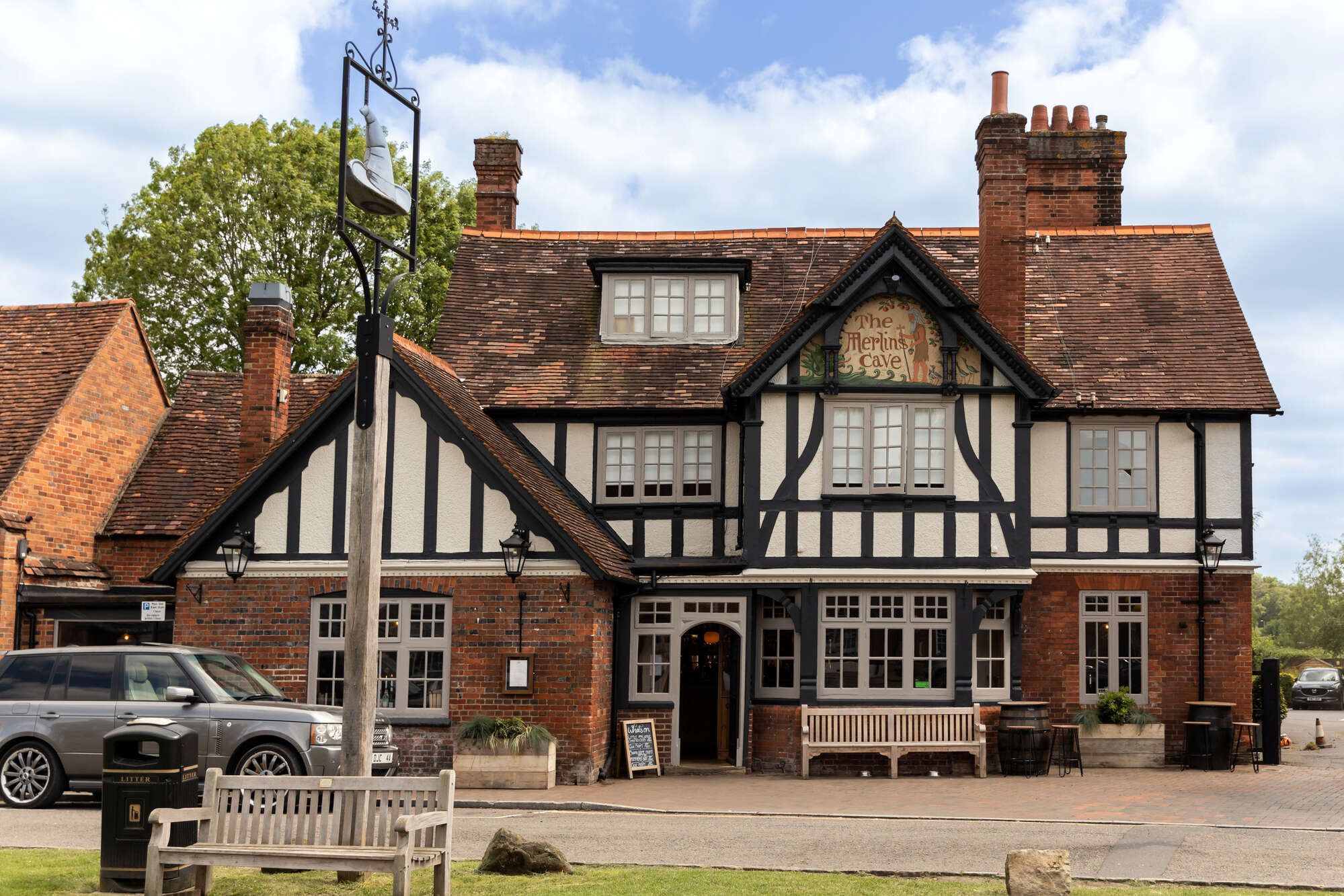 exterior of Merlin's Cave in Chalfont St Giles