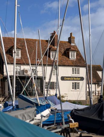 Crown & Anchor