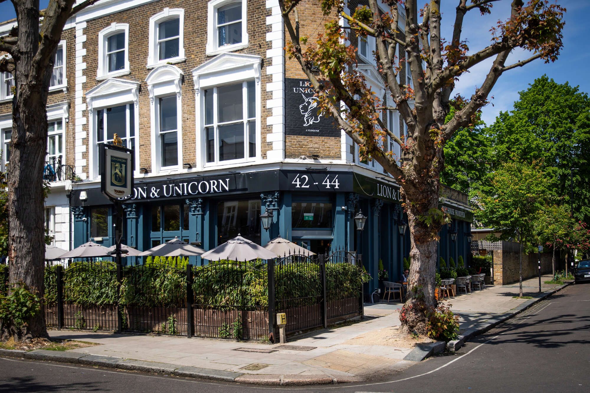 Exterior of the Lion and Unicorn pub in Kentish Town