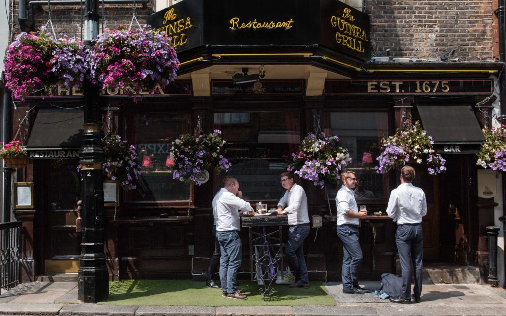 Guinea Grill pub exterior