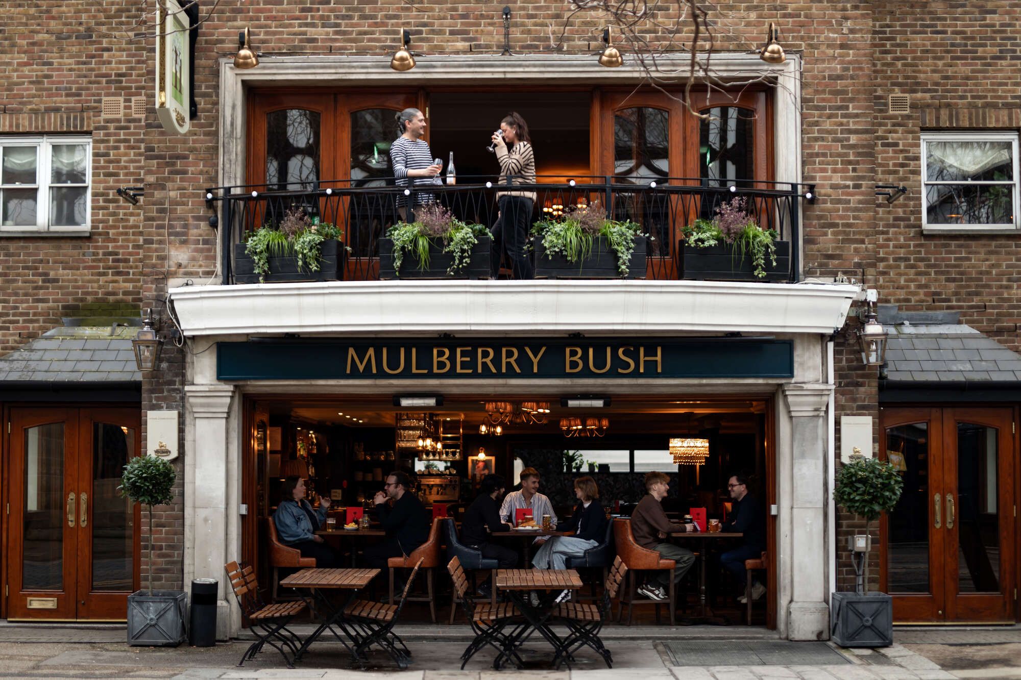 Exterior of the Mulberry Bush pub